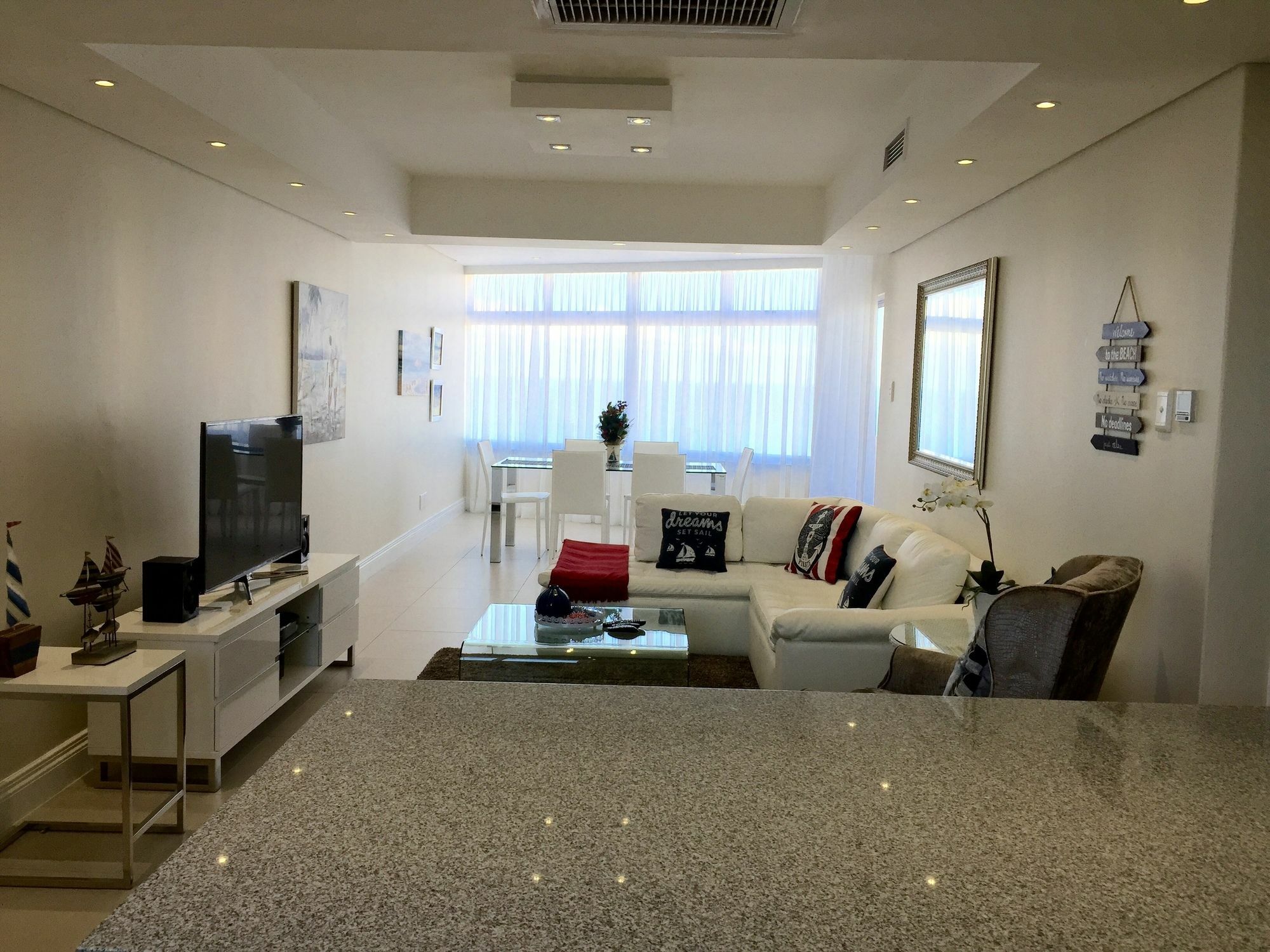 D3 Sea Lodge - By Stay In Umhlanga ダーバン エクステリア 写真